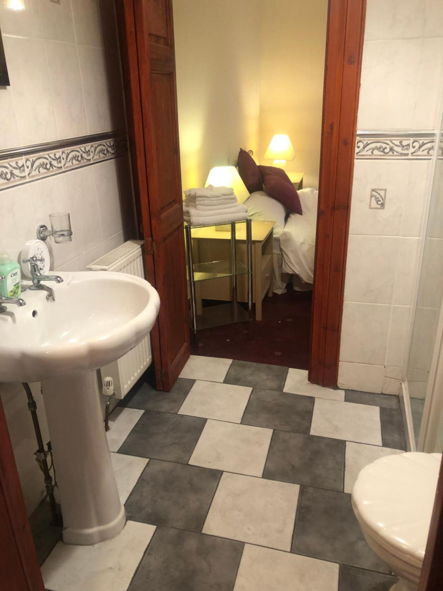 Executive Serviced Apartments 2 Forfar Exterior photo
